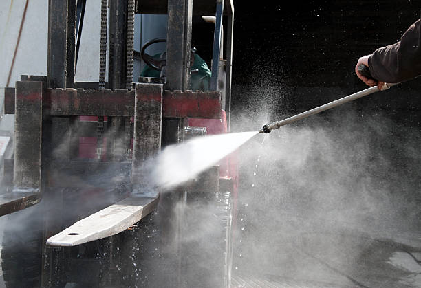 Best Driveway Pressure Washing  in Jacinto City, TX